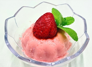 いちごヨーグルトムース