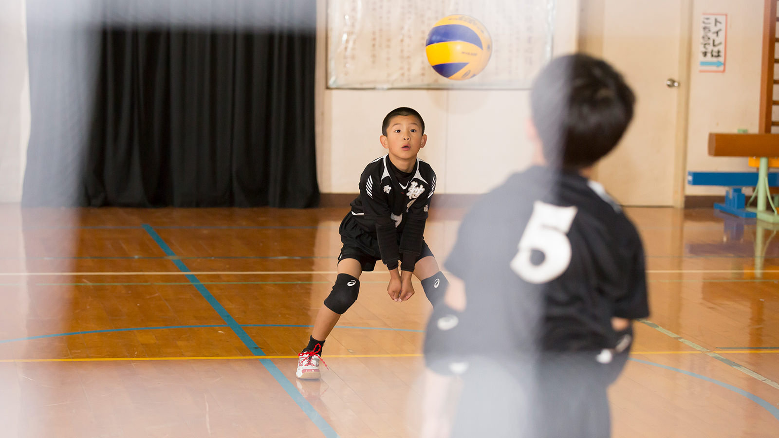 鞍手ジュニアバレーボールクラブ男子メイン写真